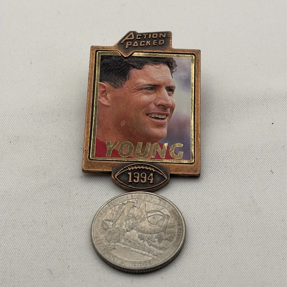 Action Packed Steve Young San Francisco 49ers NFL Football Player Lapel Hat Pin